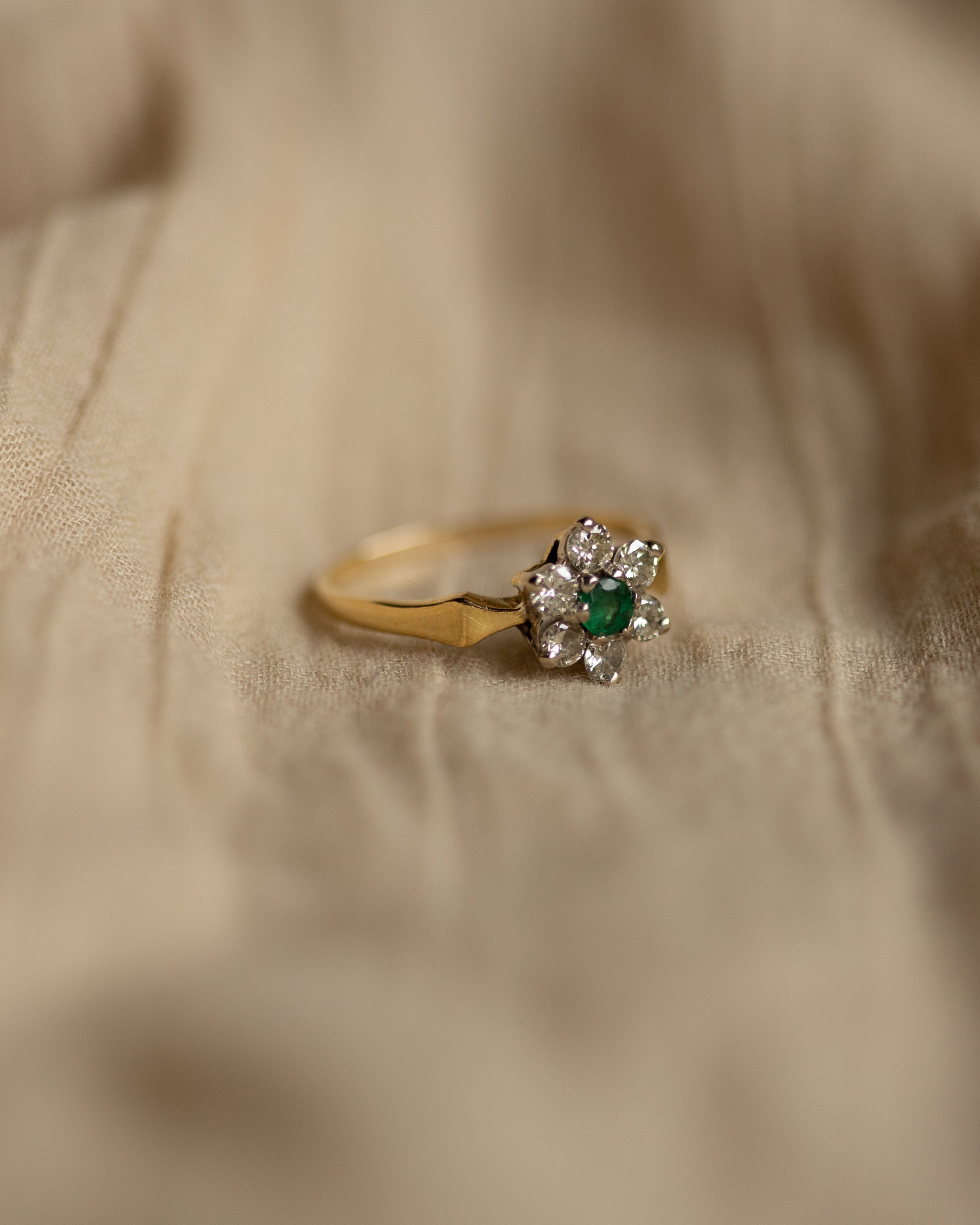 Sylvia Vintage 18ct Gold Emerald & Diamond Cluster Ring