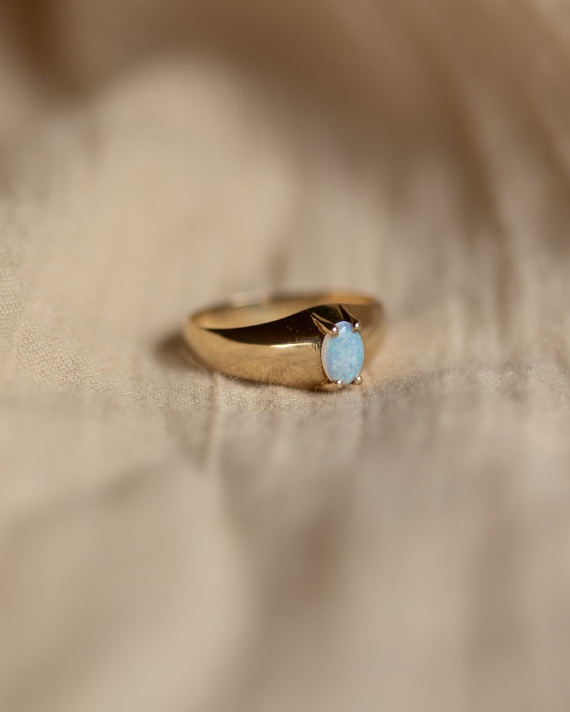 Audra 1987 Vintage 9ct Gold Opal Solitaire Ring