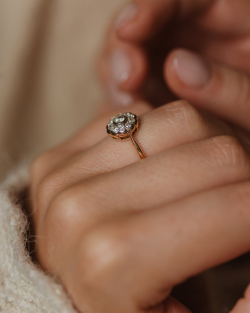 Céline Antique 18ct Gold Diamond Daisy Cluster Ring