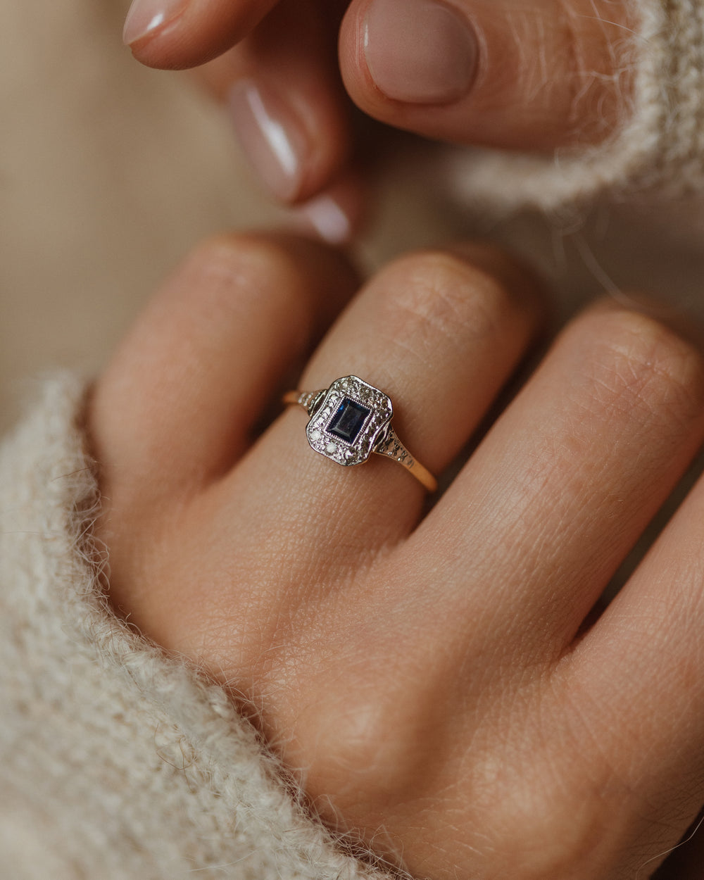 Adelaide Antique Art Deco 18ct Gold Sapphire & Diamond Ring