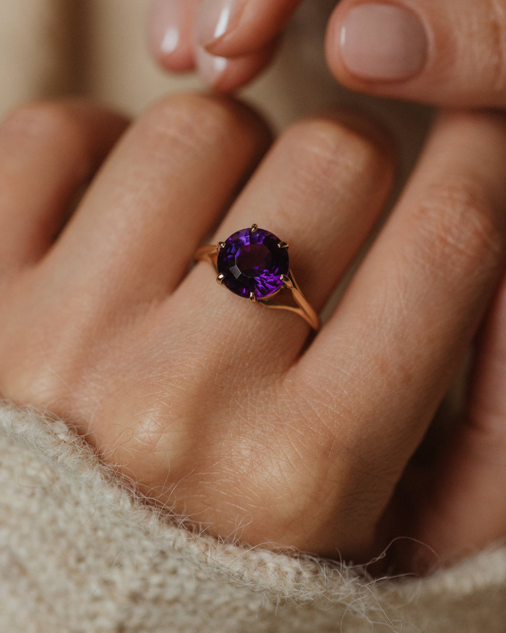 Mabel 1973 Vintage 9ct Gold Amethyst Single Stone Ring