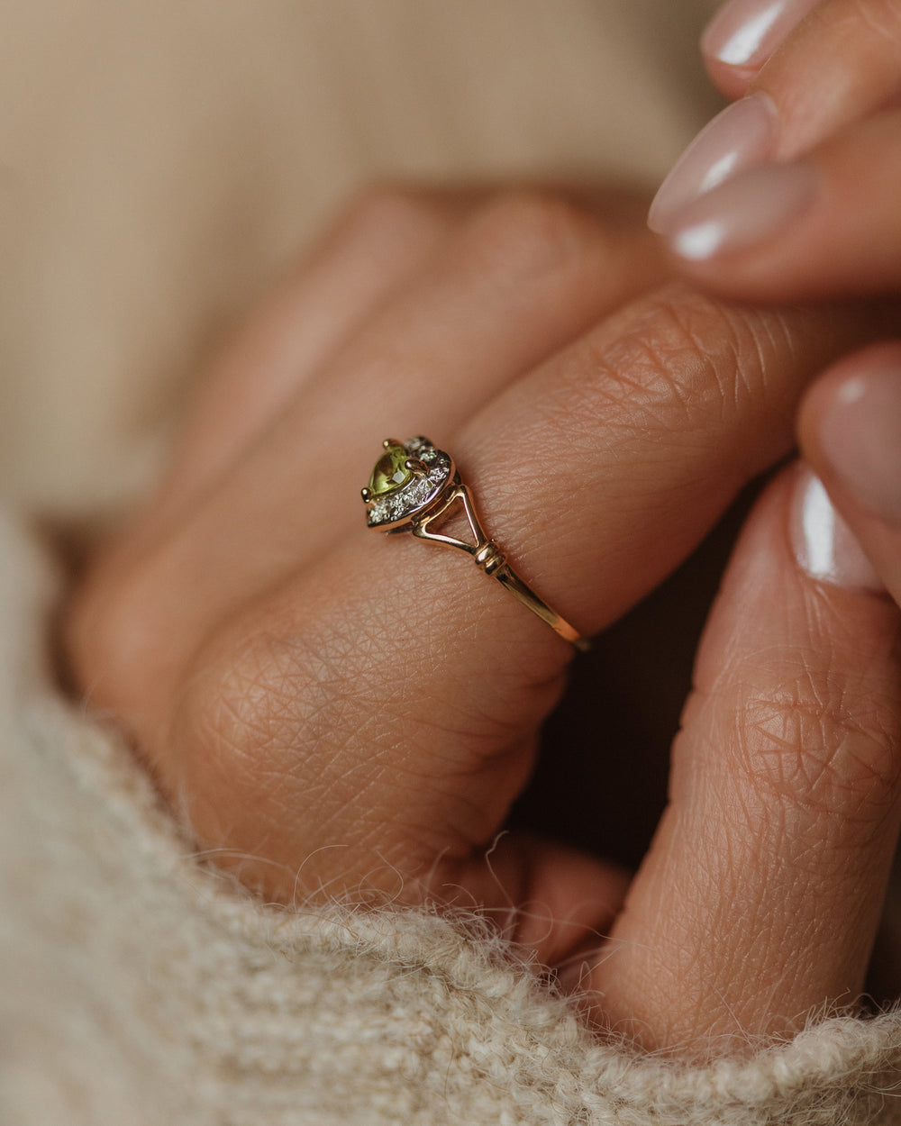 Georgianna Vintage 9ct Gold Peridot & Diamond Heart Cluster Ring