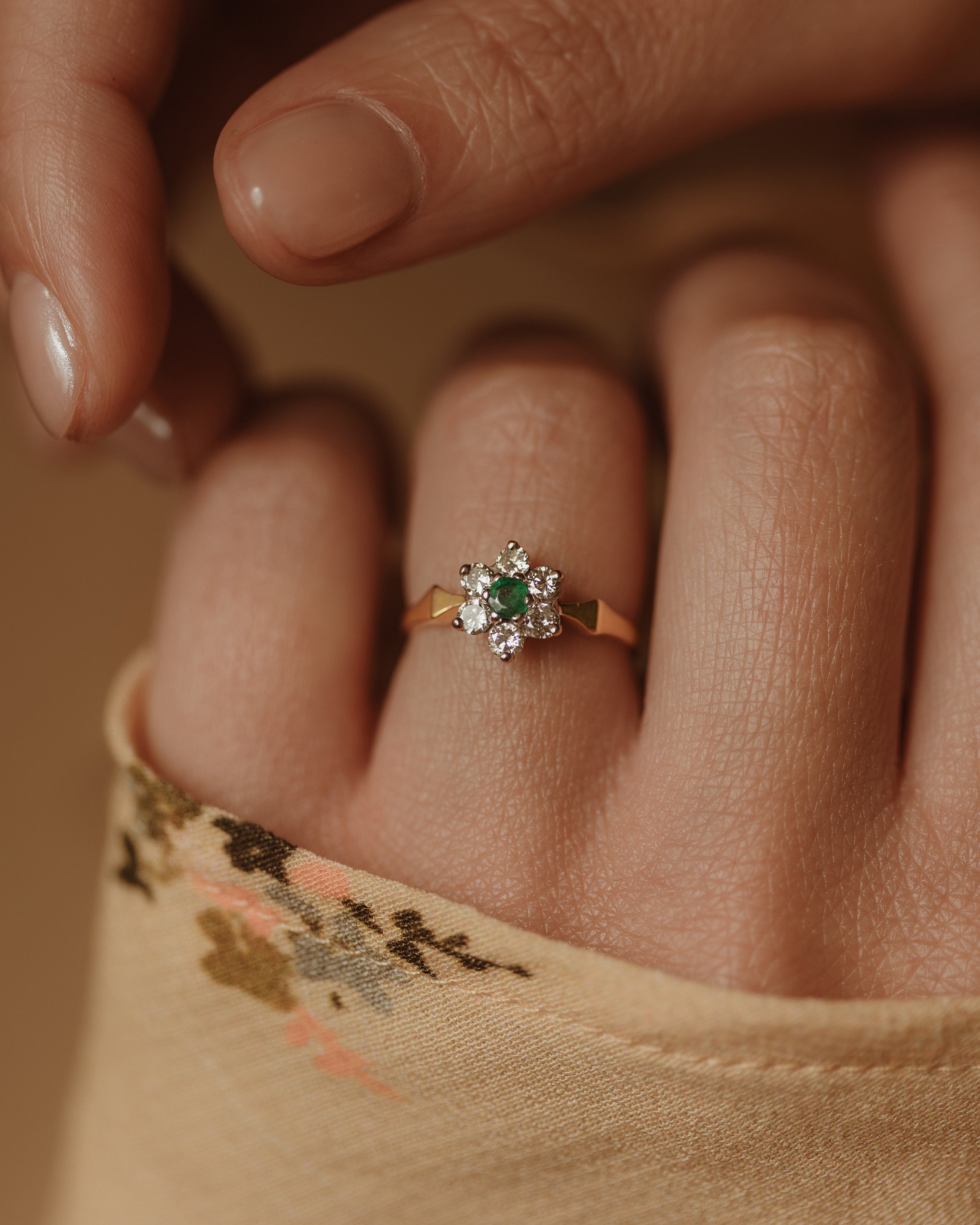 Sylvia Vintage 18ct Gold Emerald & Diamond Cluster Ring
