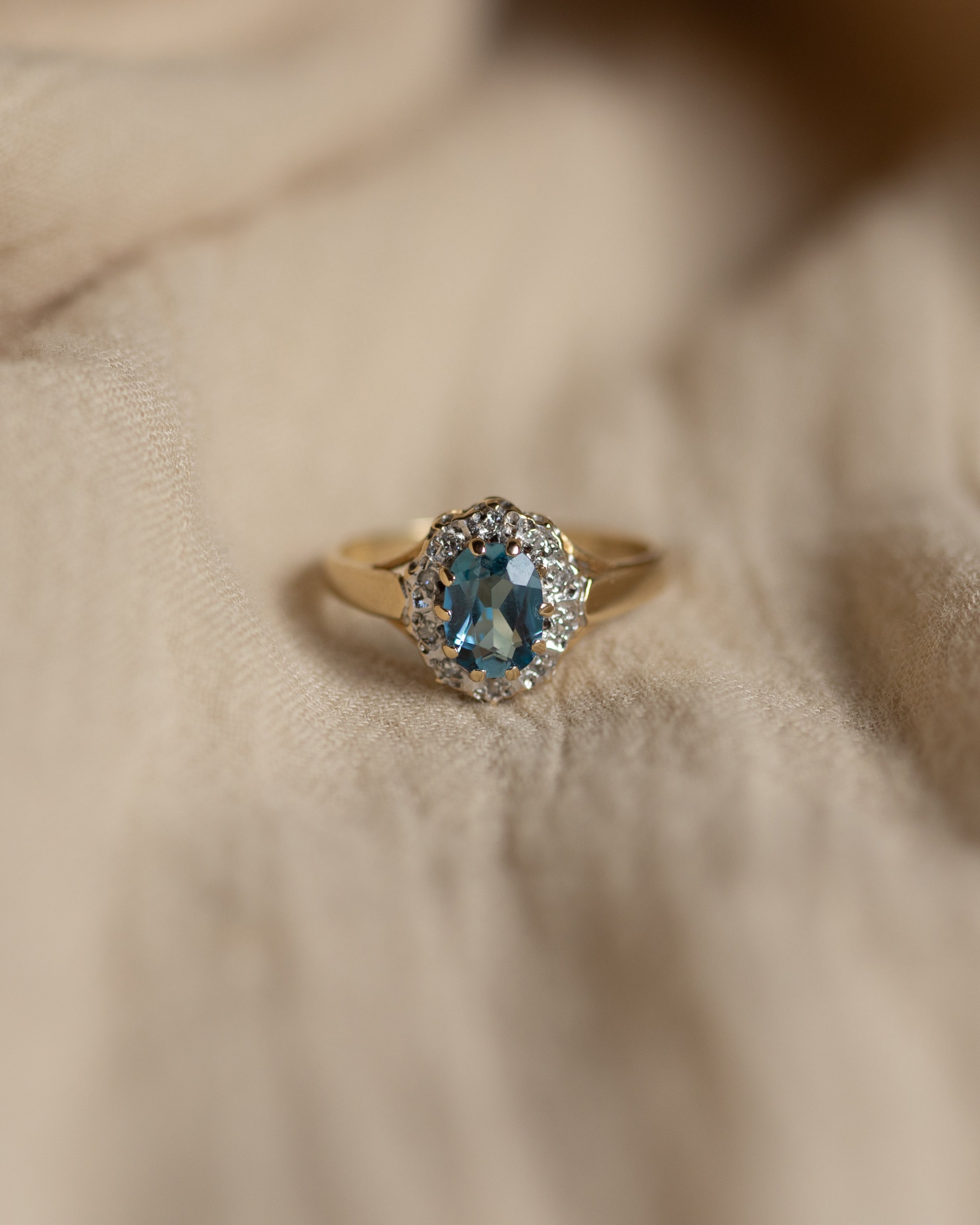 Viola 1983 Vintage 9ct Gold Blue Topaz & Diamond Cluster Ring