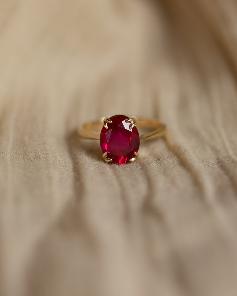 Primrose Vintage 9ct Gold Synthetic Ruby Single Stone Ring