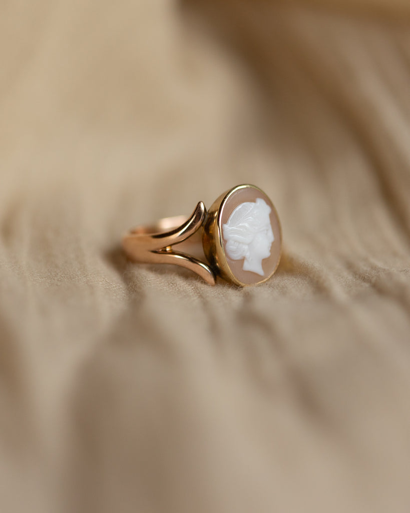 Eadie 1920 Antique 9ct Gold Shell Cameo Ring