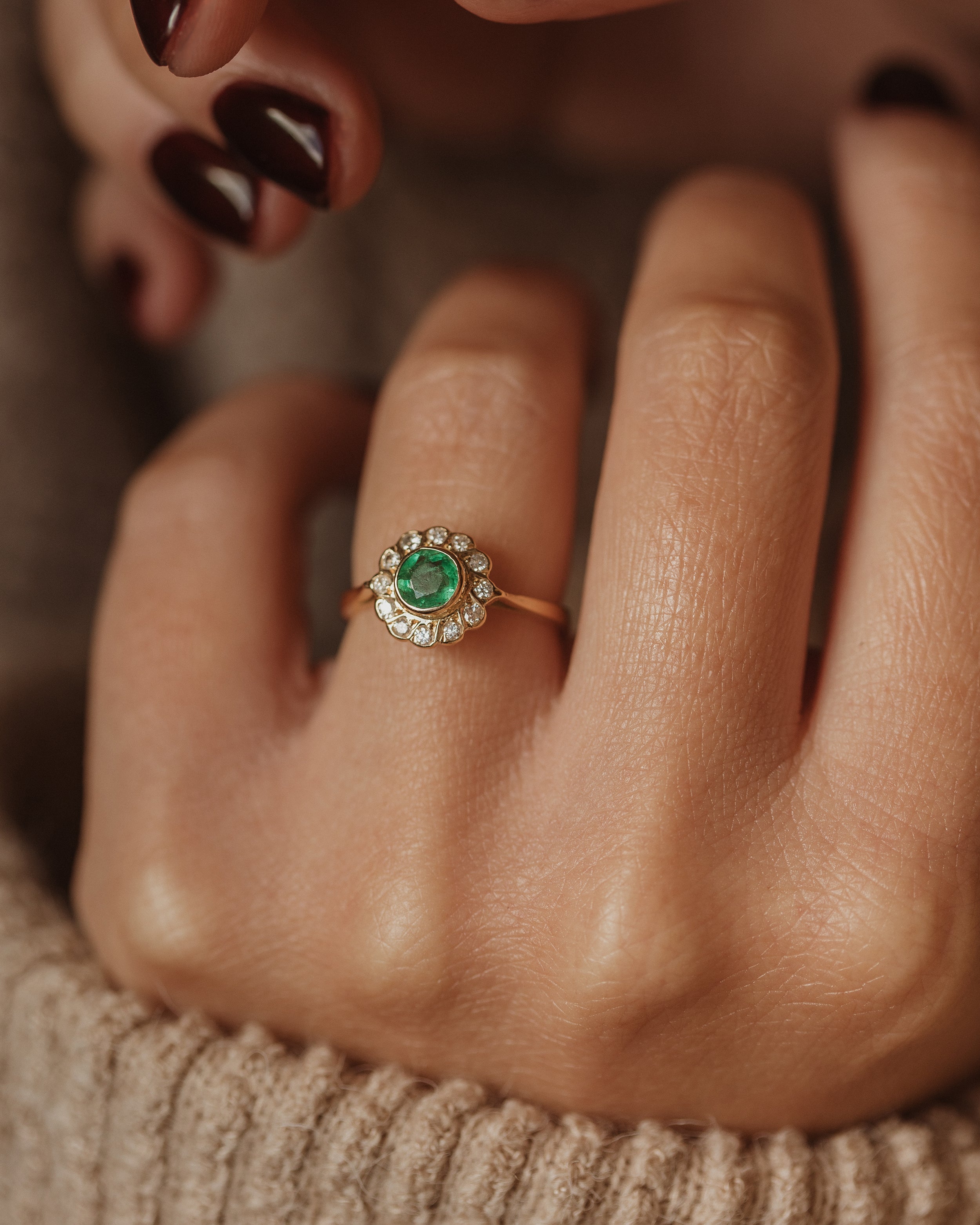 Zadie 1989 Vintage 18ct Gold Emerald & Diamond Cluster Ring