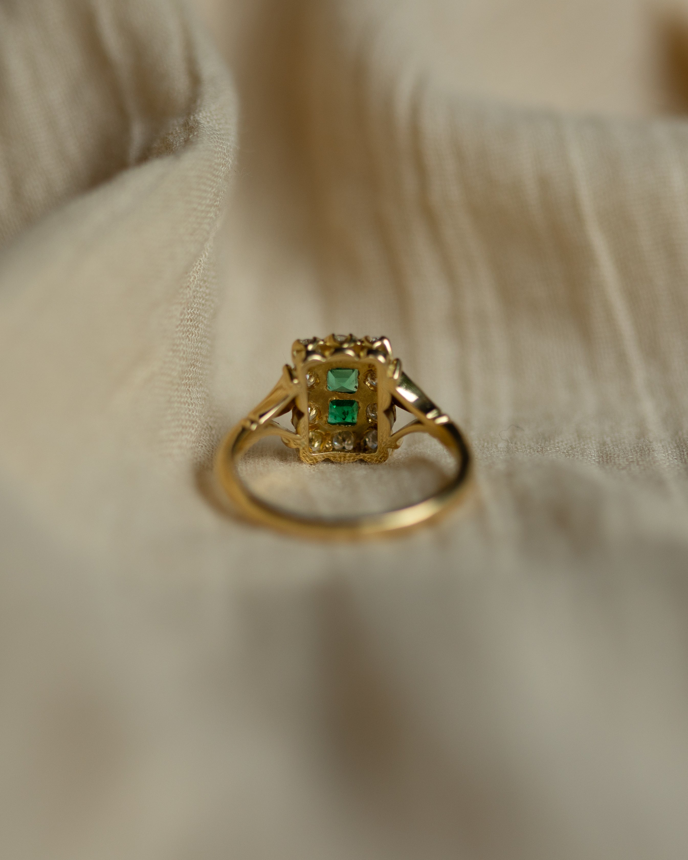 Florence Vintage 18ct Gold Emerald & Diamond Cluster Ring