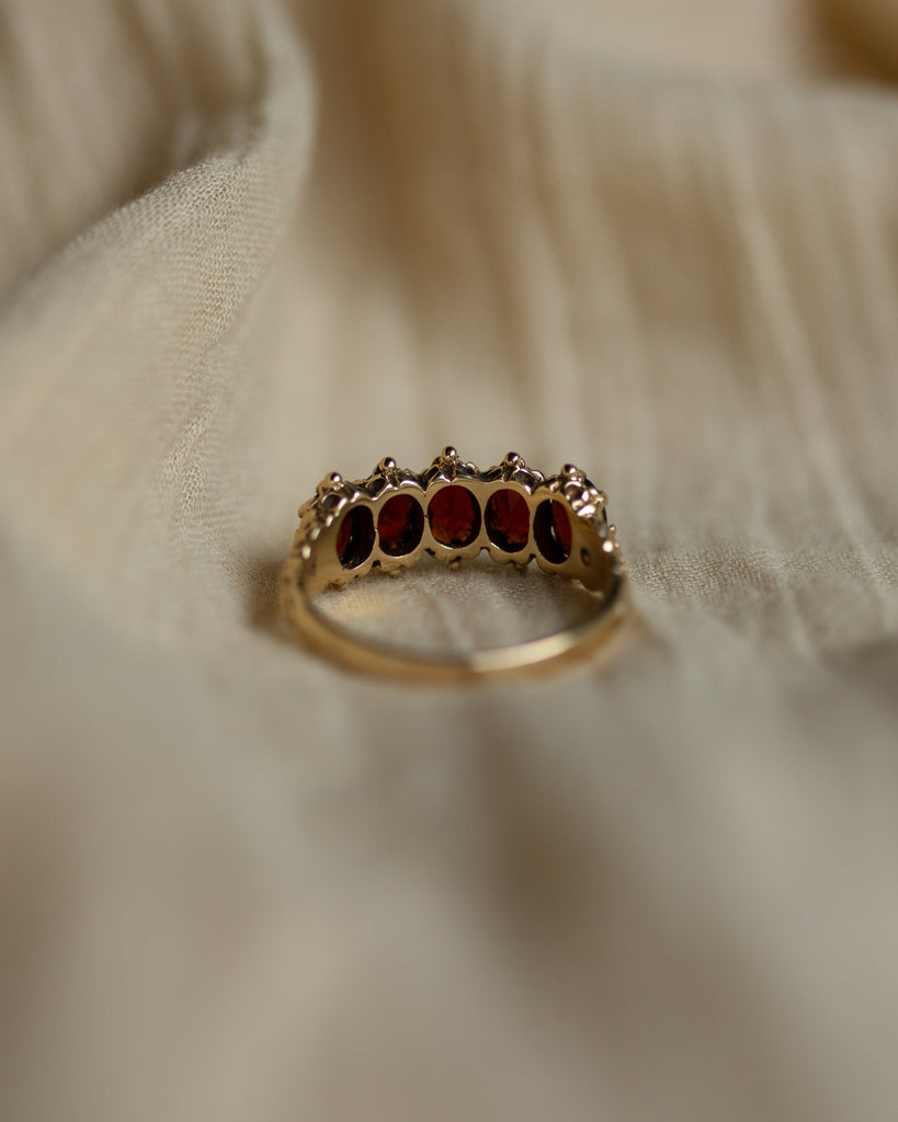 Diana 1975 Vintage 9ct Gold Garnet Five Stone Ring