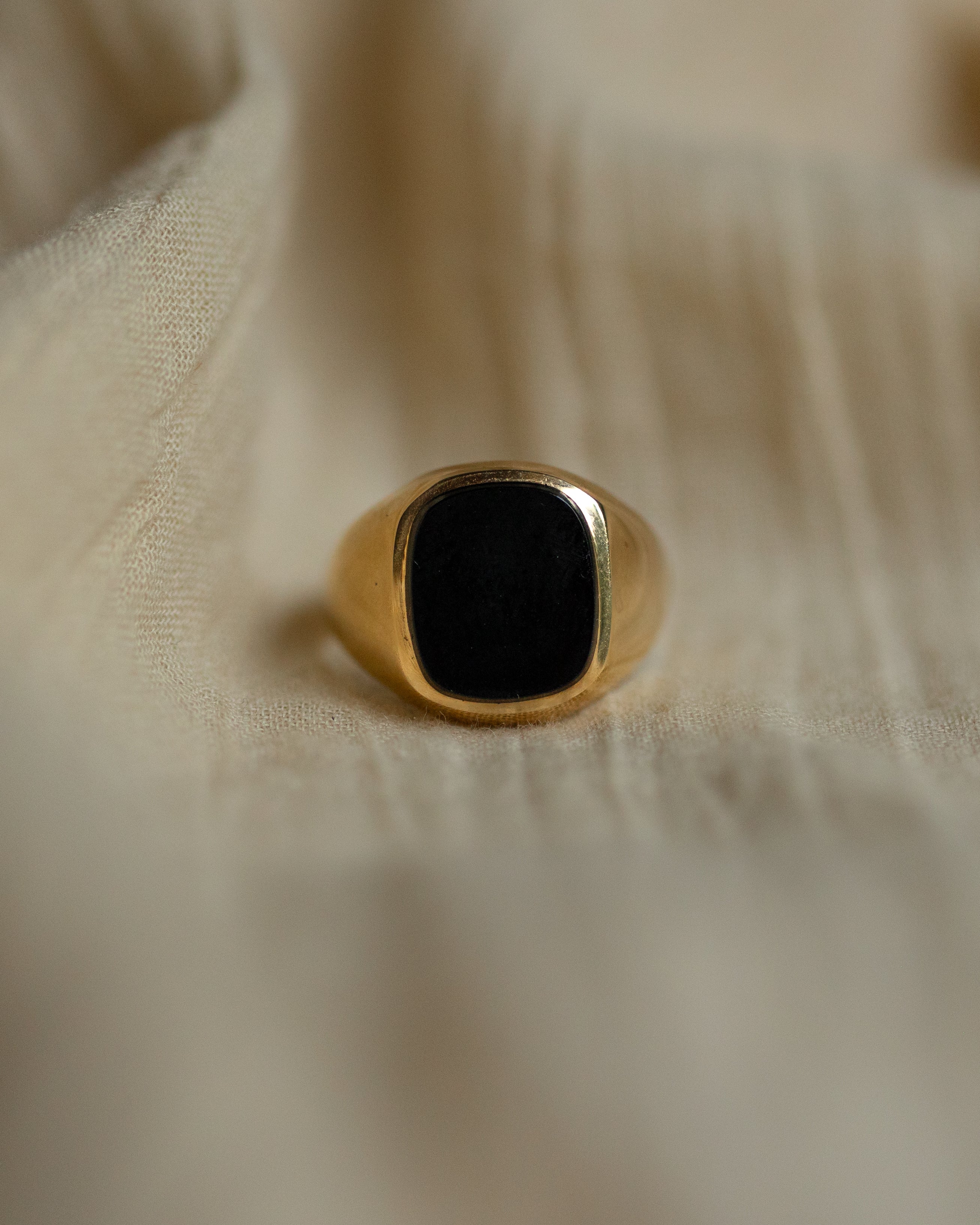 Irma 1973 Vintage 9ct Gold Black Onyx Signet Ring