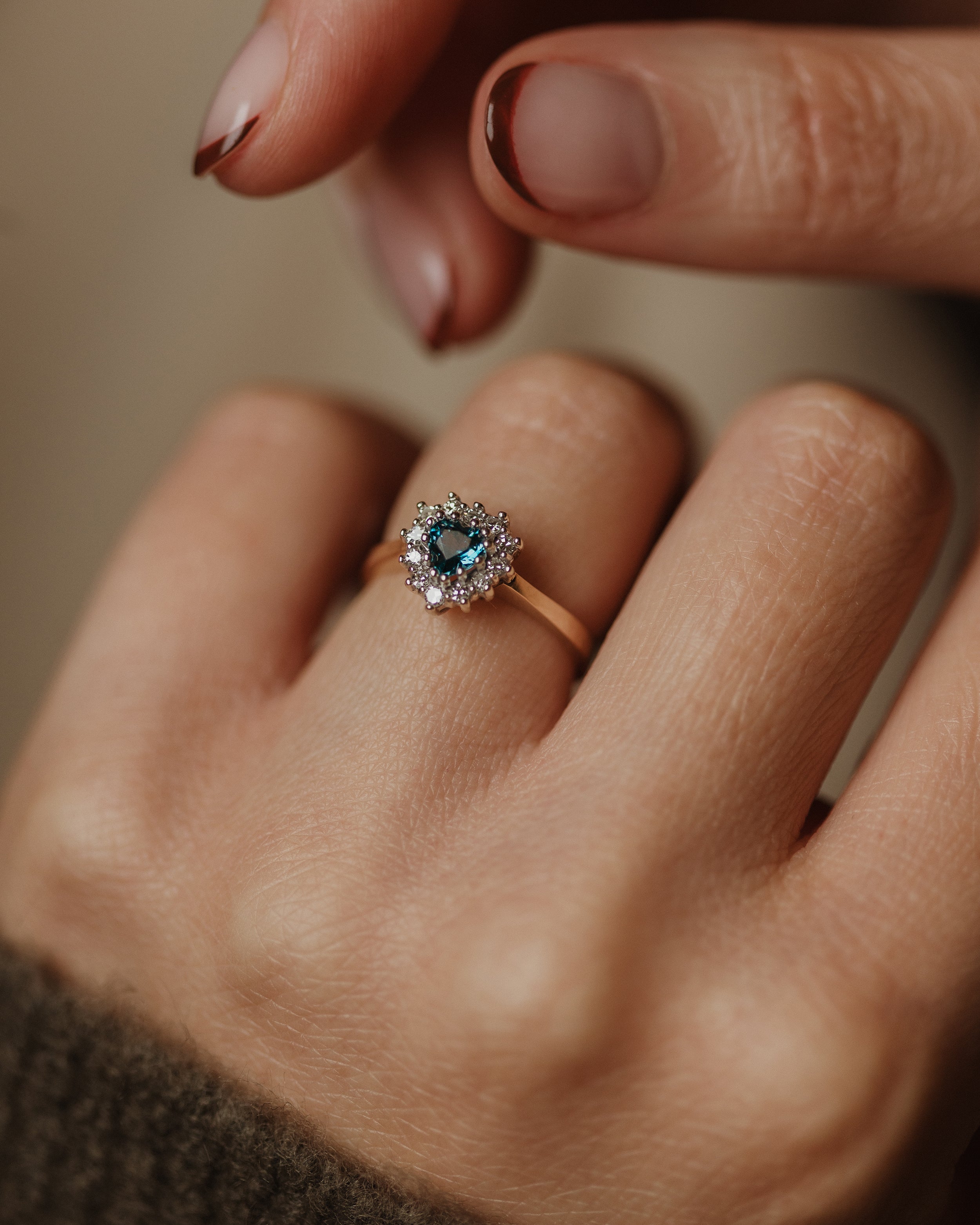 Lou 1989 Vintage 9ct Gold Topaz & Diamond Heart-Shaped Cluster Ring