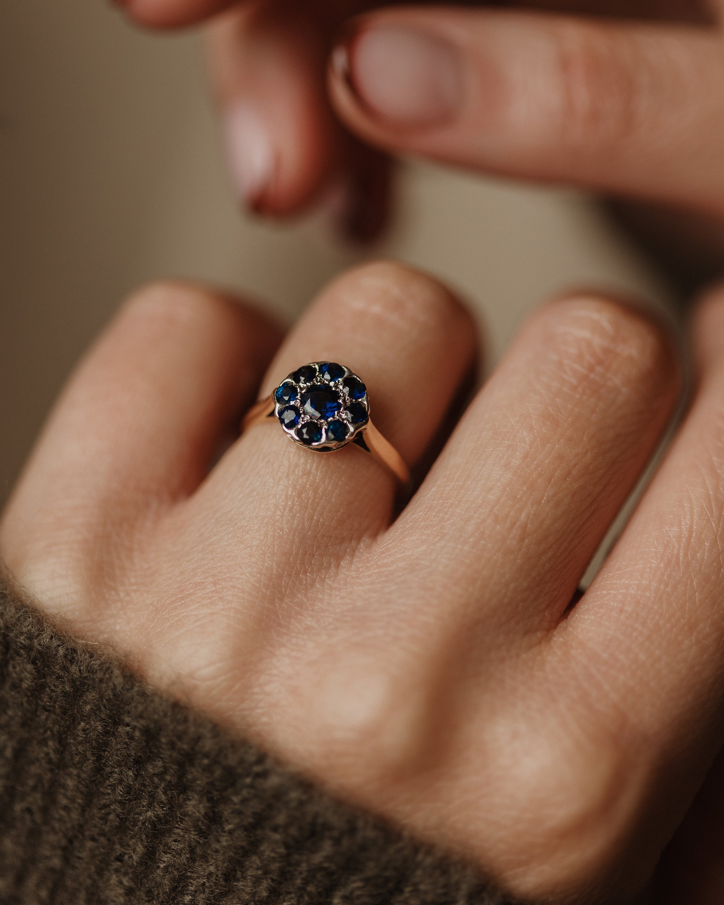 Image of Irene 1978 Vintage 9ct Gold Sapphire Cluster Ring