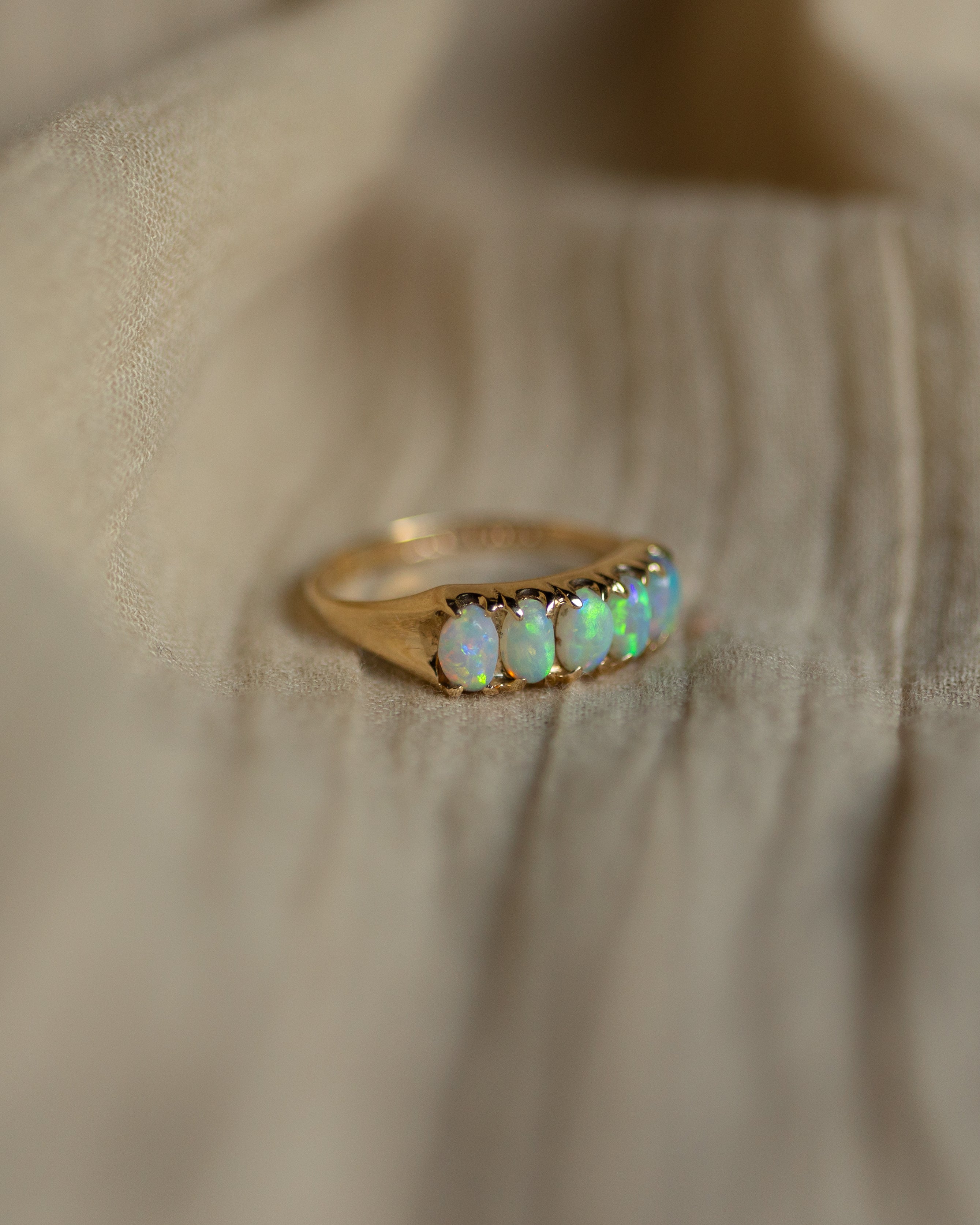 Jeanne 1978 Vintage 9ct Gold Opal Five Stone Ring