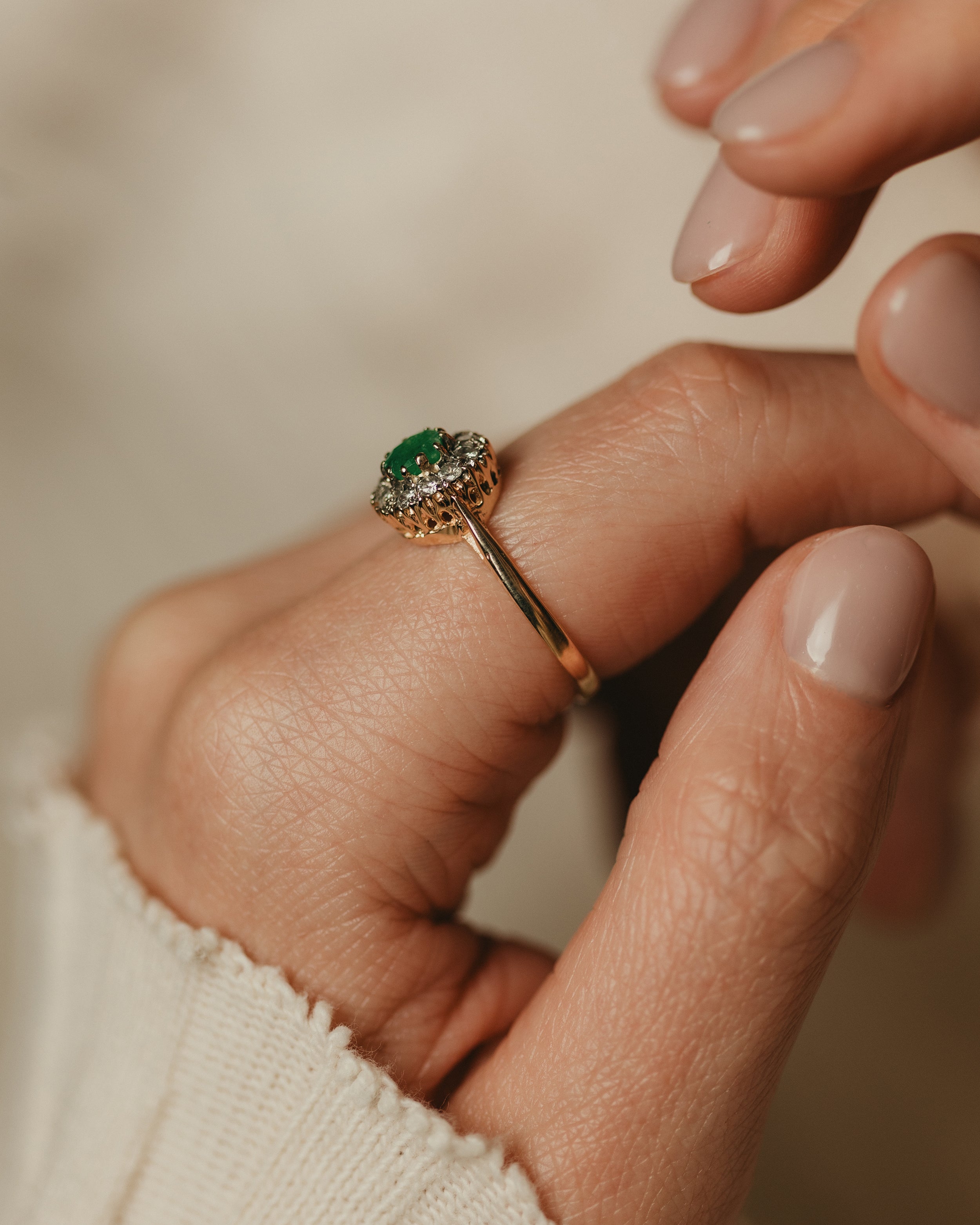 Jessica 1984 Vintage 9ct Gold Emerald & Diamond Cluster Ring