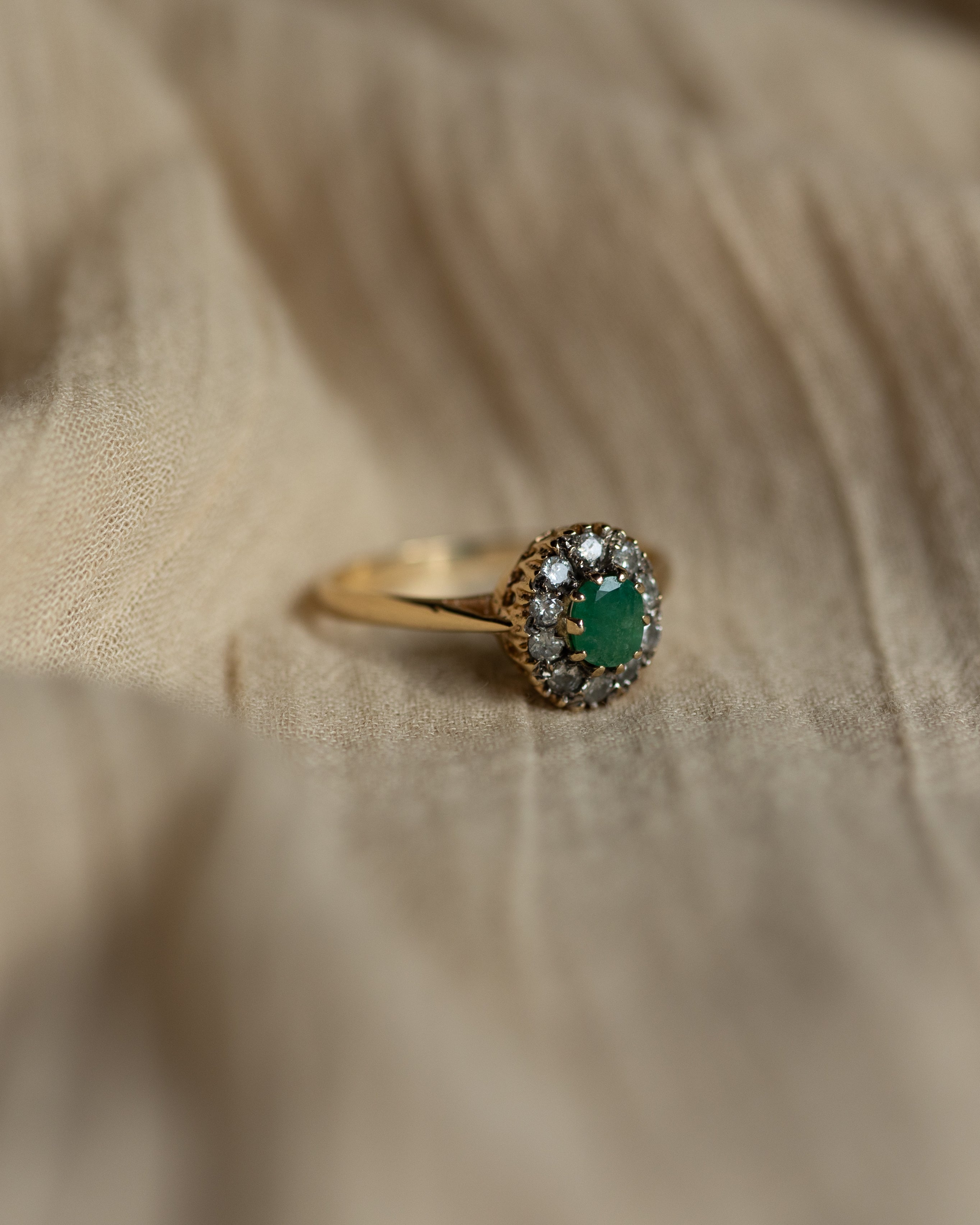 Jessica 1984 Vintage 9ct Gold Emerald & Diamond Cluster Ring