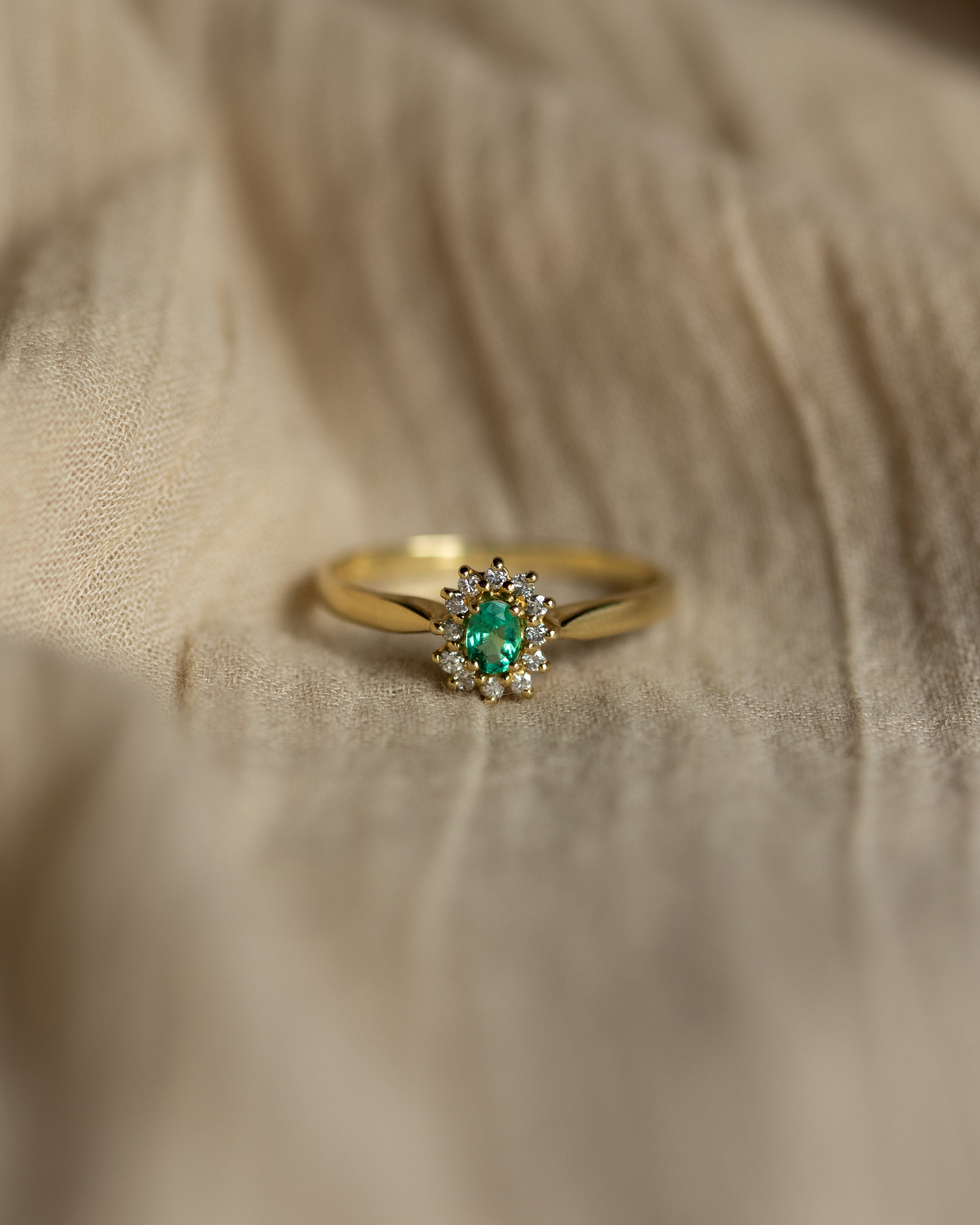 Mariam Vintage 18ct Gold Emerald & Diamond Cluster Ring