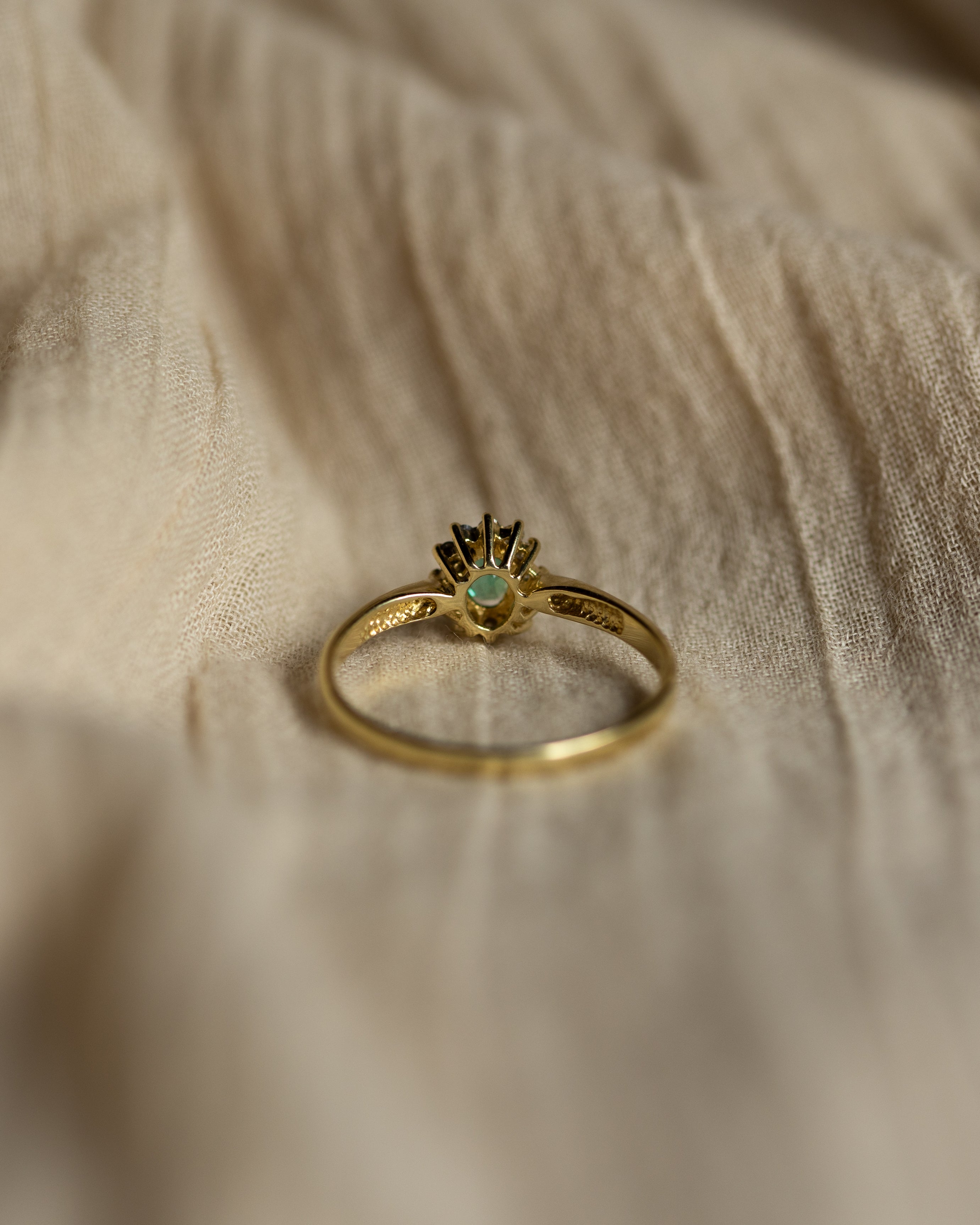 Mariam Vintage 18ct Gold Emerald & Diamond Cluster Ring