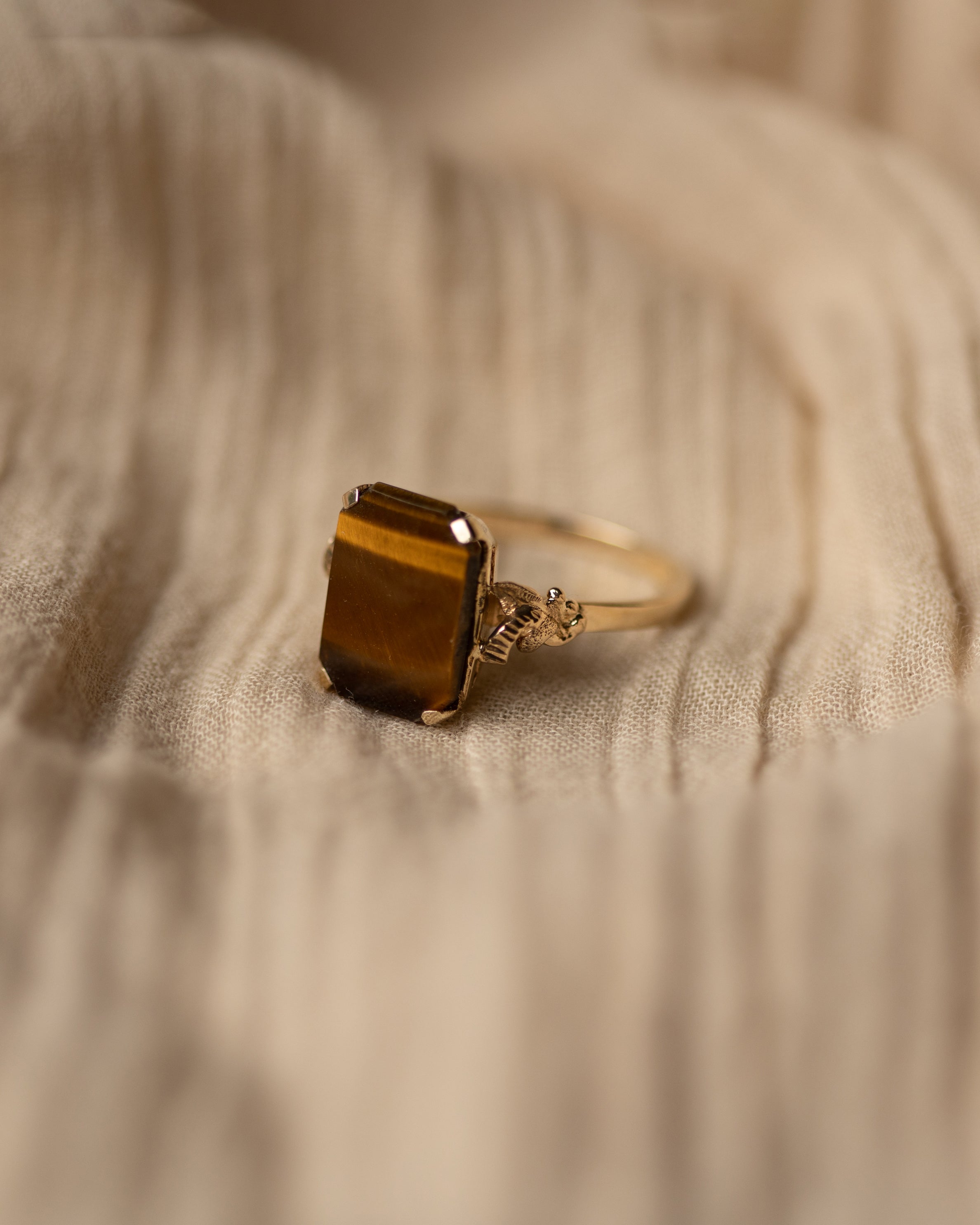 Maryalice Vintage 9ct Gold Tiger Eye Ring