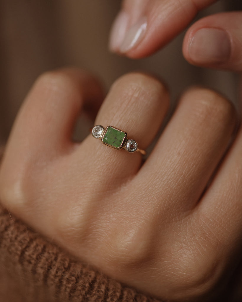 Babette Vintage 18ct Gold Emerald & Diamond Trilogy Ring