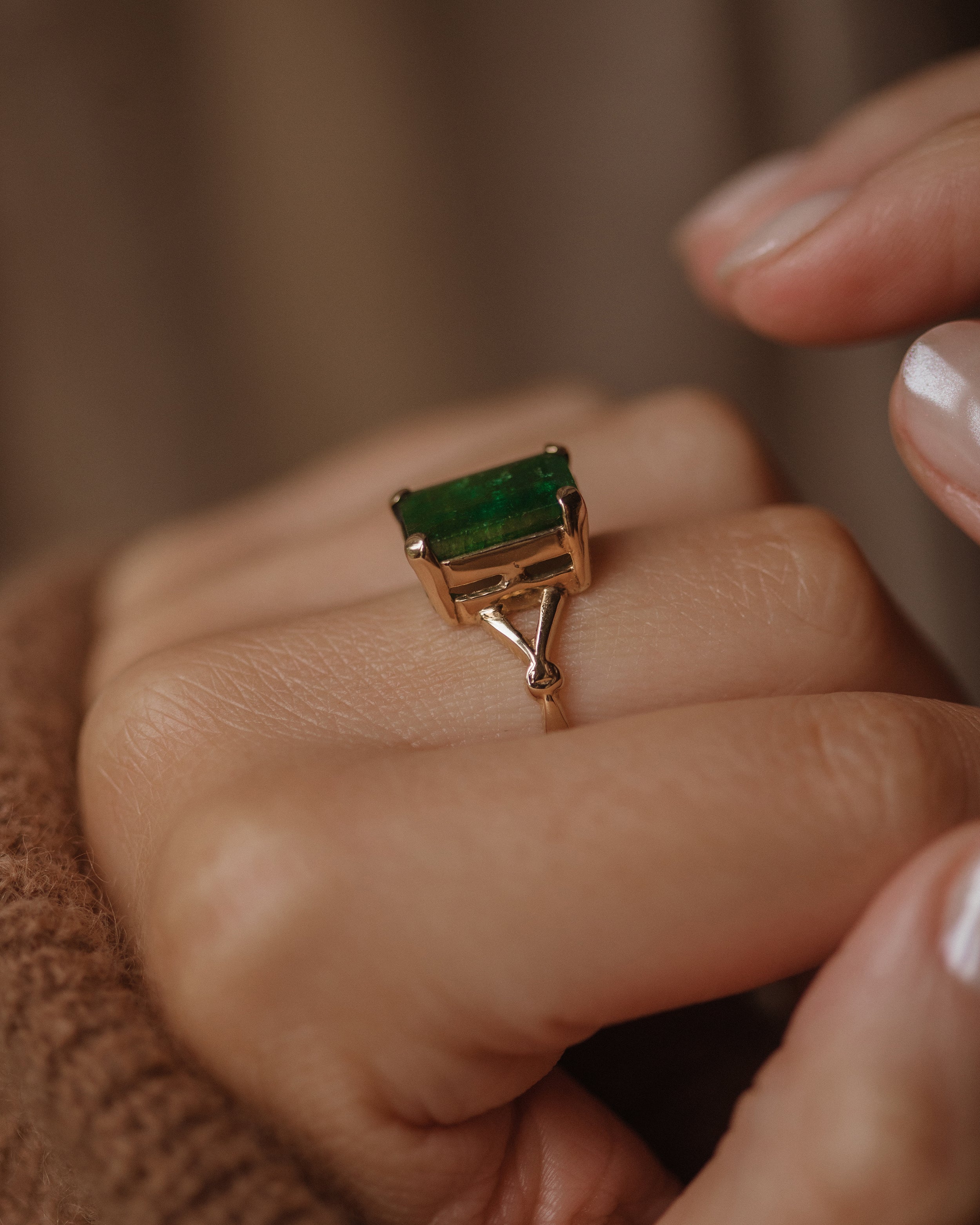 Rosita Vintage 9ct Gold Emerald Ring