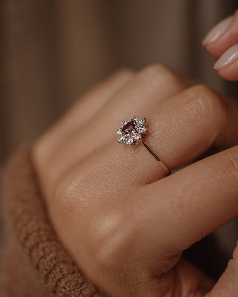 Vera Vintage 9ct Gold Amethyst & CZ Daisy Cluster Ring