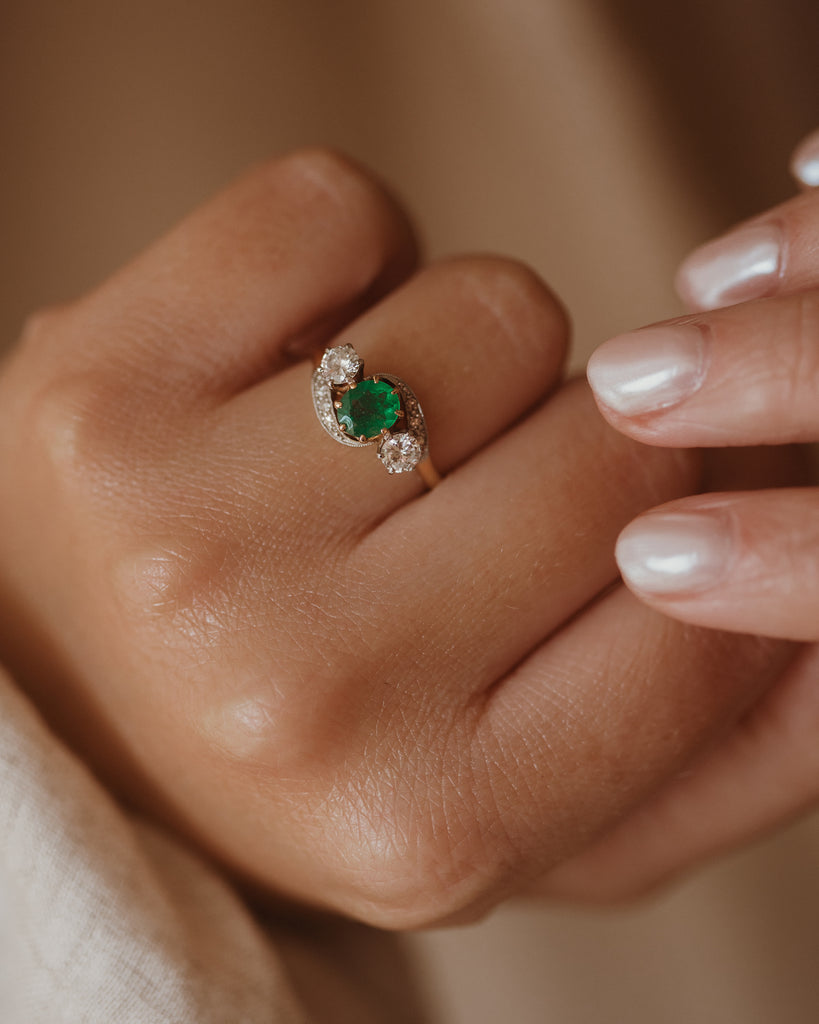 Darcy Vintage 18ct Gold Emerald & Diamond Trilogy Ring