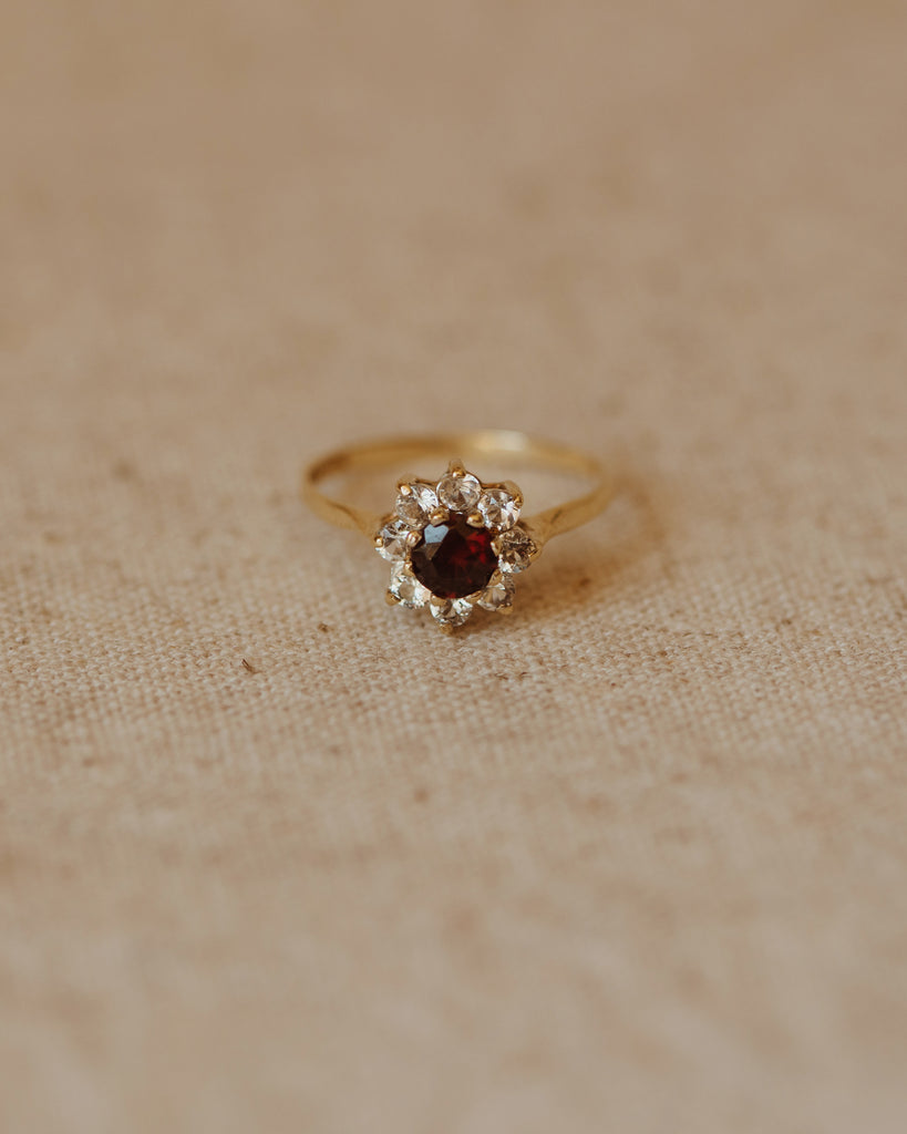 Nellie 1973 9ct Gold Garnet Cluster Ring