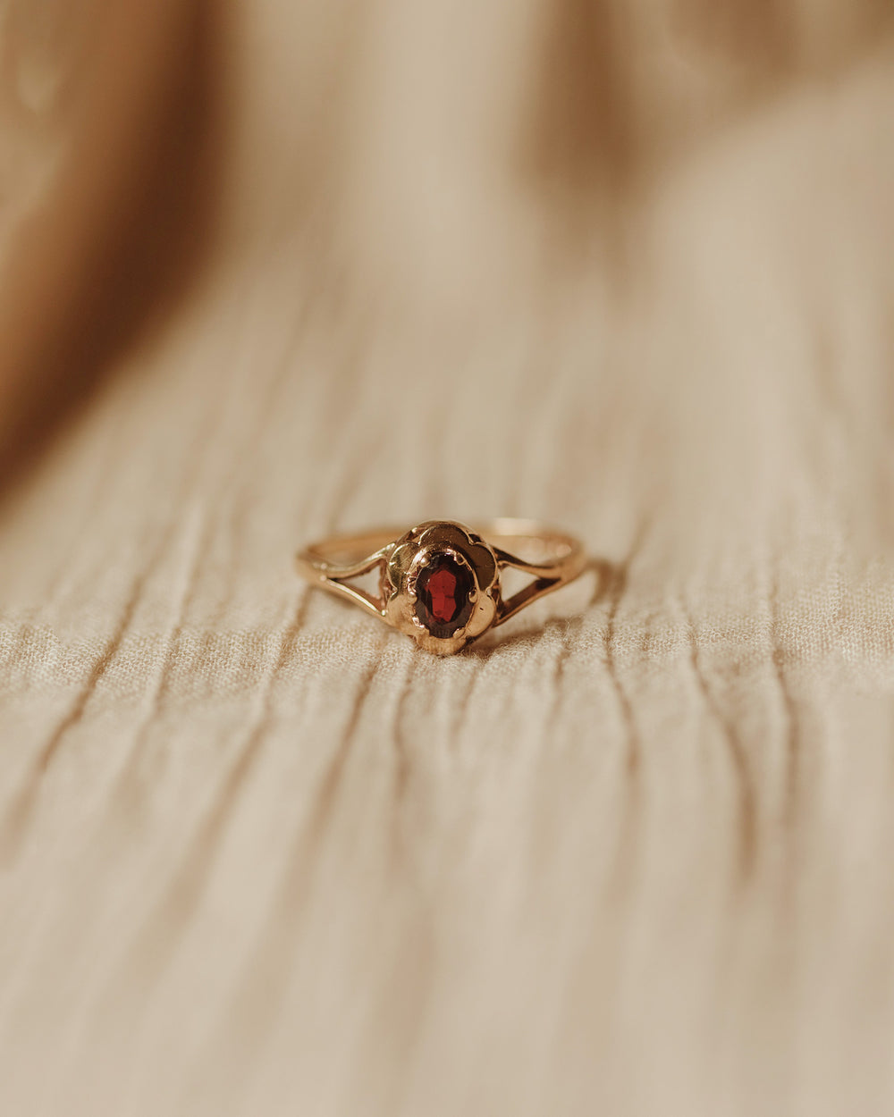 Nora 9ct Gold Garnet Ring