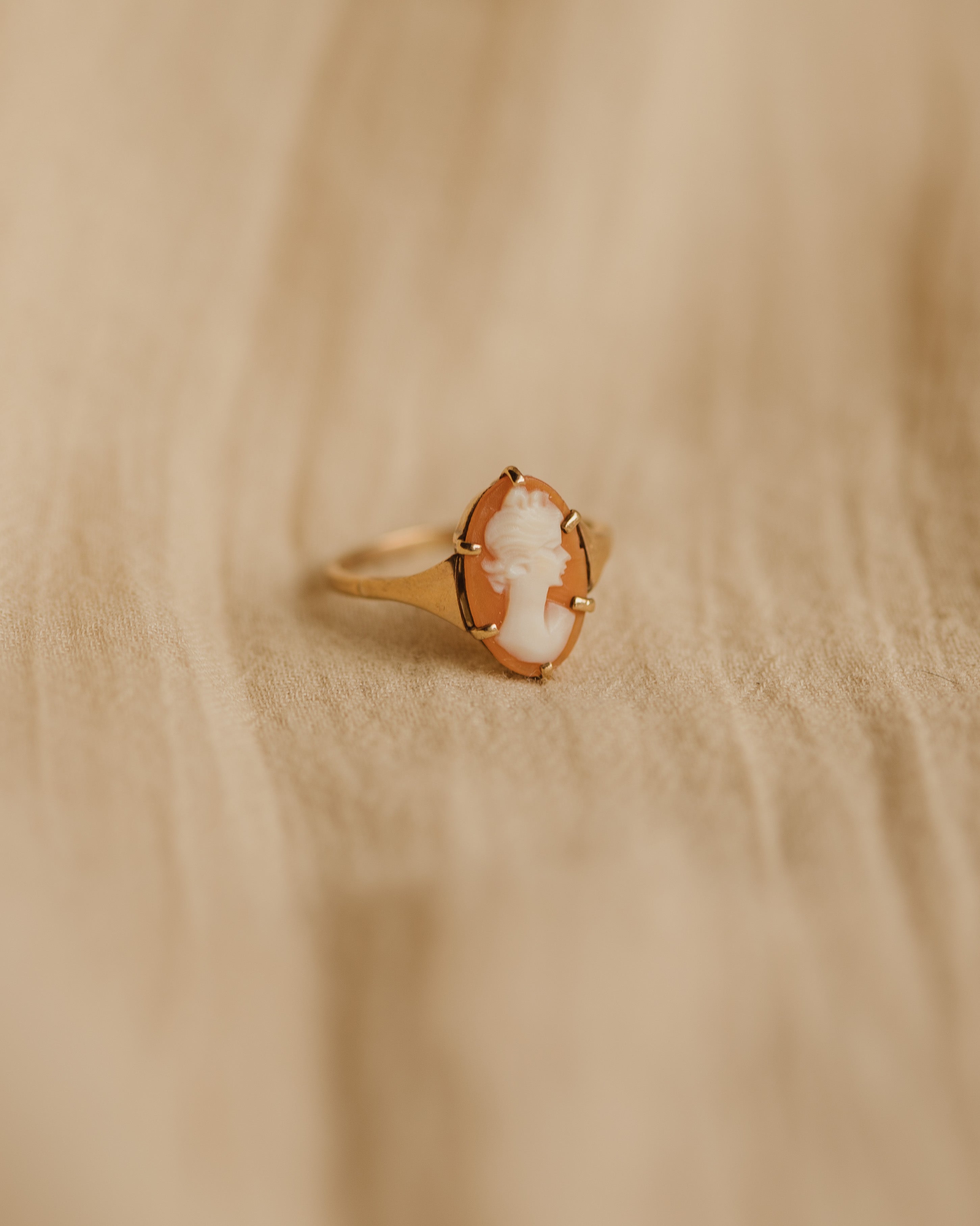 Constance Vintage 9ct Gold Cameo Ring